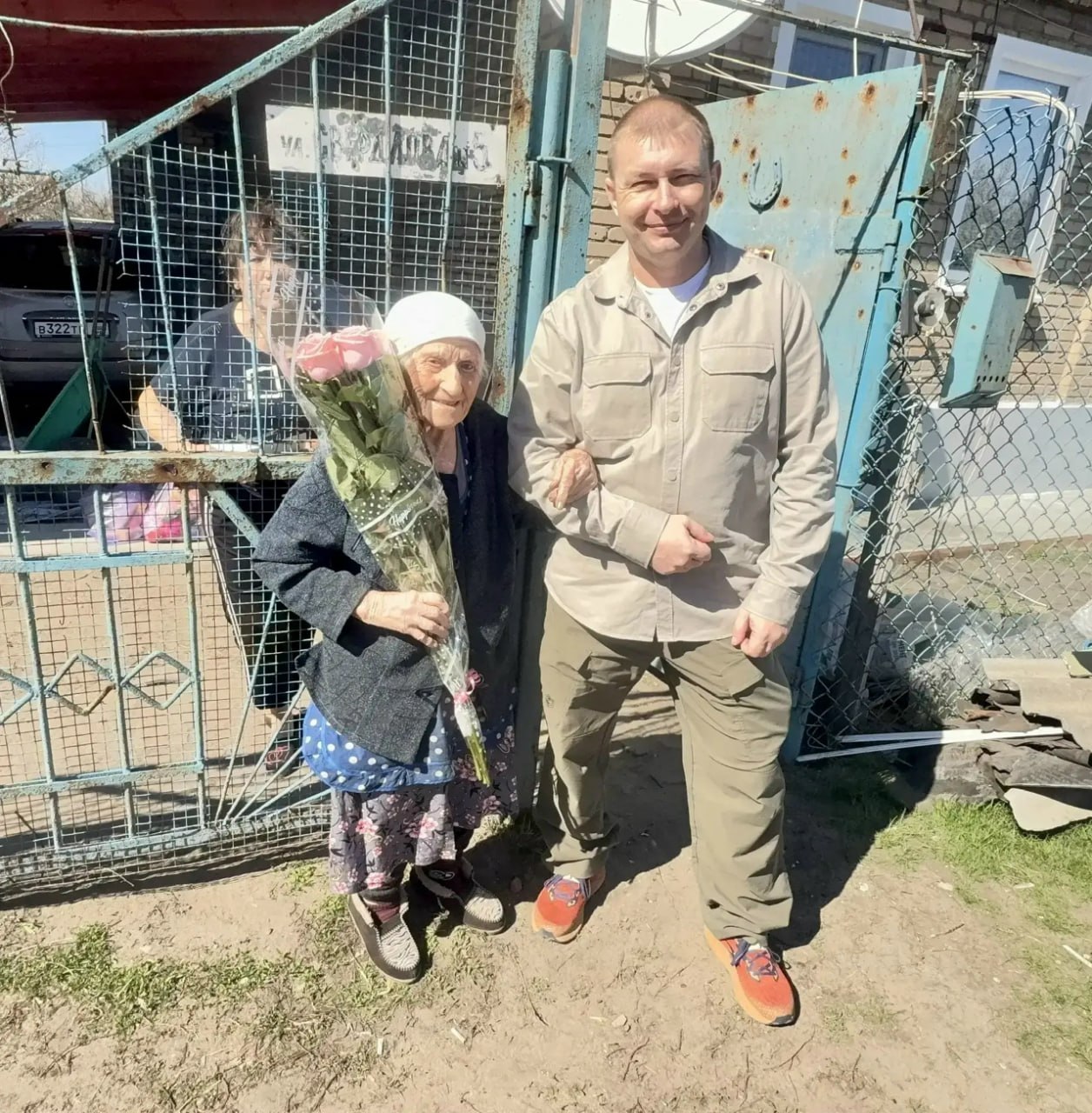 Врип главы Евгений Шаталин поздравил двух уважаемых участников трудового фронта Врип главы Евгений Шаталин поздравил двух уважаемых участников трудового фронта