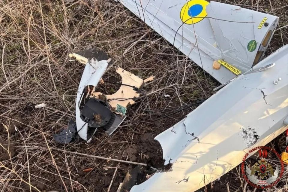 Росгвардия продолжает сбивать БПЛА ВСУ в небе над ЛНР Росгвардия продолжает сбивать БПЛА ВСУ в небе над ЛНР