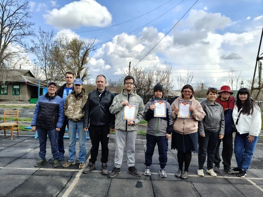 В Краснодоне состоялся турнир по городкам для молодежи с ограниченными физическими возможностями
