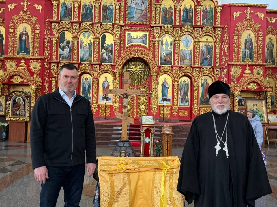 В преддверии Светлой Пасхи оказана благотворительная помощь храмам ЛНР В преддверии Светлой Пасхи оказана благотворительная помощь храмам ЛНР