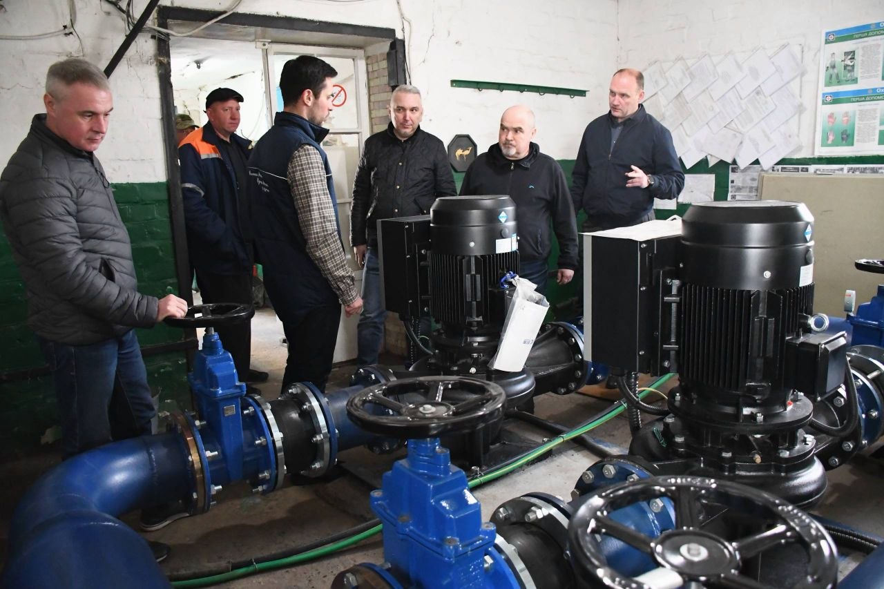 Сергей Колягин: Сегодня в округ с рабочим визитом прибыл Вячеслав Лежнин - министр строительства и жилищно-коммунального хозяйства Калужской области Сергей Колягин: Сегодня в округ с рабочим визитом прибыл Вячеслав Лежнин - министр строительства и жилищно-коммунального хозяйства Калужской области