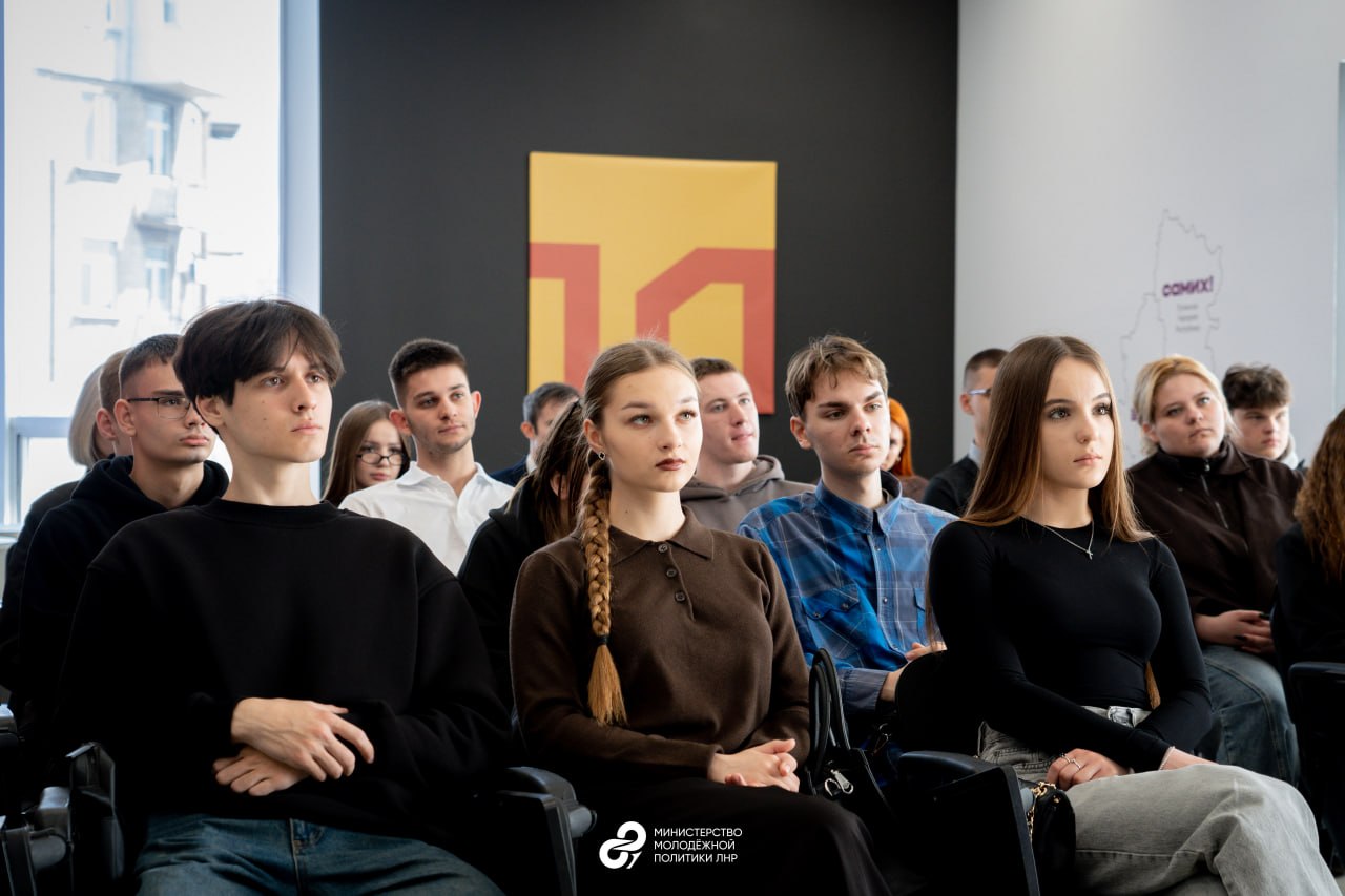 О дипломатии из первых уст * О дипломатии из первых уст *