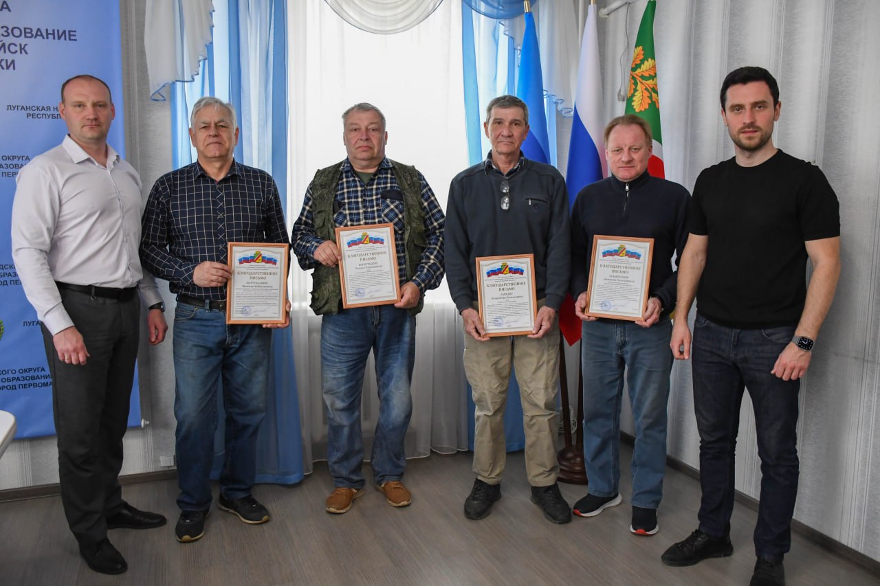 С глубоким уважением и искренней благодарностью провожаем аварийную бригаду из Калужской области, которая успешно завершила свою важную работу на территории нашего муниципалитета