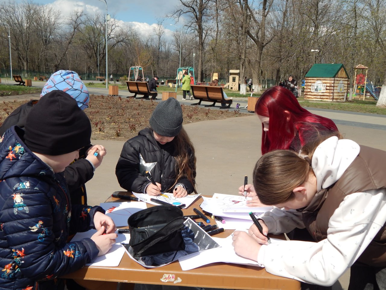 Космическая фантастика и реальность в Краснодонском парке Космическая фантастика и реальность в Краснодонском парке