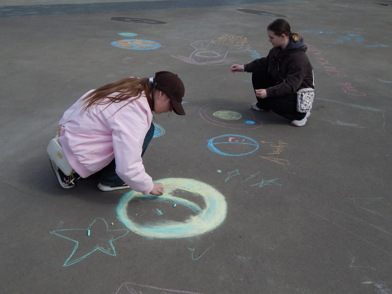 Космическая фантастика и реальность в Краснодонском парке Космическая фантастика и реальность в Краснодонском парке