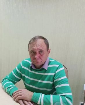 В Свердловске будущих мам поздравили с праздником и научили главному