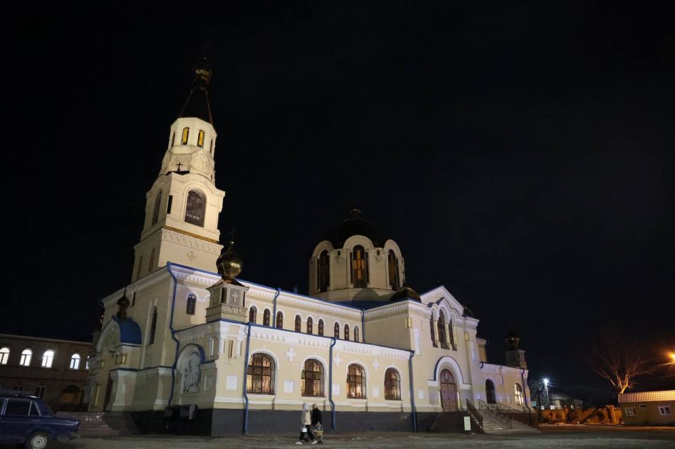 Правоохранители региона в усиленном режиме несут службу по охране общественного порядка во всех уголках республики Правоохранители региона в усиленном режиме несут службу по охране общественного порядка во всех уголках республики