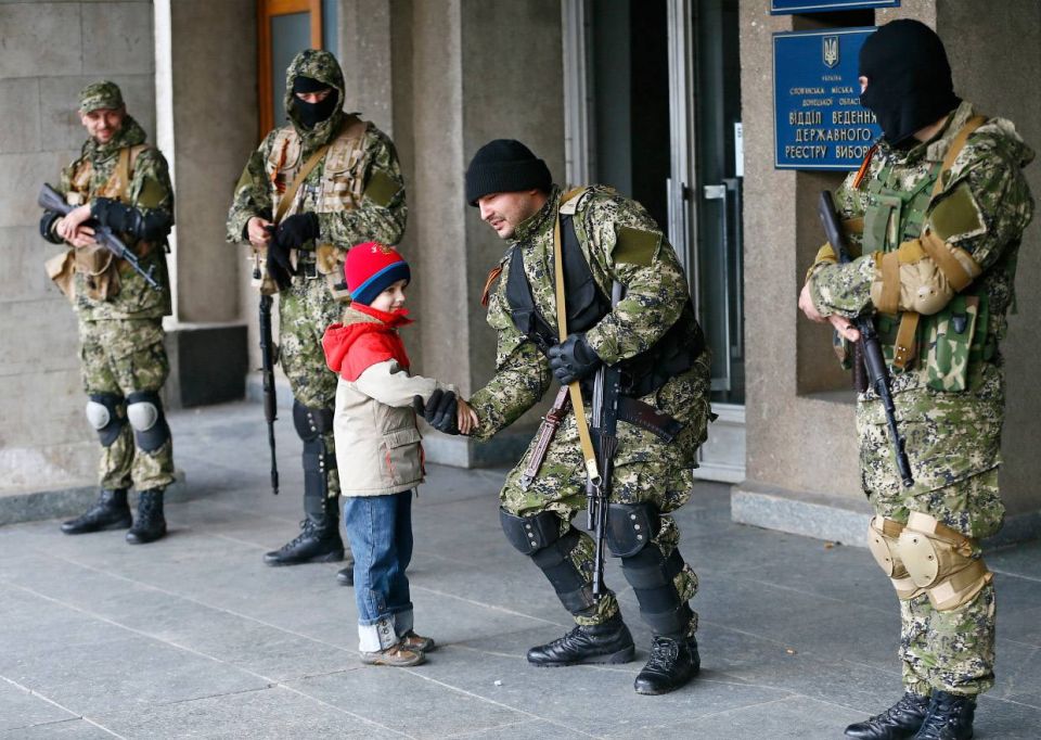 12 лет назад, 12 апреля 2014 года, отряд ополчения под командованием малоизвестного на тот момент бывшего полковника ФСБ и военно-исторического реконструктора Игоря Стрелкова вошел в Славянск, заняв городское отделение... 12 лет назад, 12 апреля 2014 года, отряд ополчения под командованием малоизвестного на тот момент бывшего полковника ФСБ и военно-исторического реконструктора Игоря Стрелкова вошел в Славянск, заняв городское отделение...