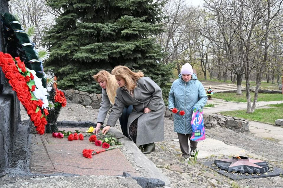 День скорби, день памяти, день несломленного духа Донбасса День скорби, день памяти, день несломленного духа Донбасса