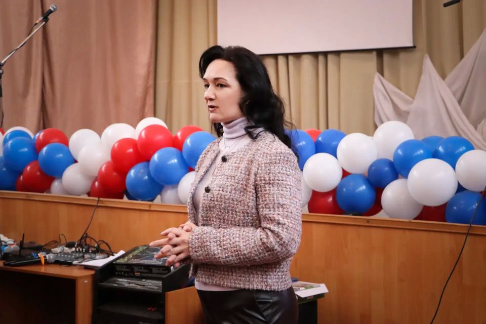 В СТАХАНОВЕ ШКОЛЬНИКАМ И СТУДЕНТАМ РАССКАЗАЛИ О ВОЗМОЖНОСТЯХ ФОРУМНОЙ КАМПАНИИ 2026 ГОДА В СТАХАНОВЕ ШКОЛЬНИКАМ И СТУДЕНТАМ РАССКАЗАЛИ О ВОЗМОЖНОСТЯХ ФОРУМНОЙ КАМПАНИИ 2026 ГОДА