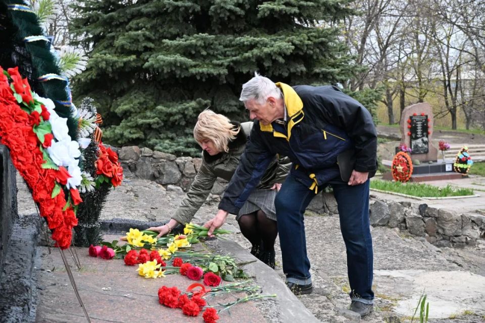День скорби, день памяти, день несломленного духа Донбасса День скорби, день памяти, день несломленного духа Донбасса