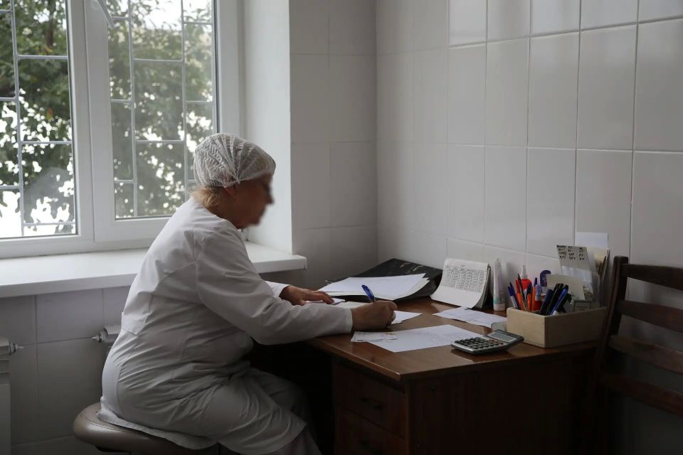 Сегодня поздравления принимают работники медицинских служб уголовно-исполнительной системы Российской Федерации Сегодня поздравления принимают работники медицинских служб уголовно-исполнительной системы Российской Федерации