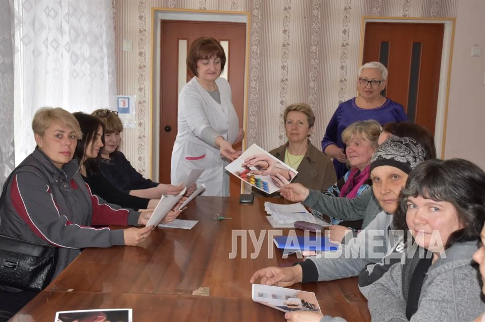 В Первомайске работает школа ухода за маломобильными и немобильными гражданами В Первомайске работает школа ухода за маломобильными и немобильными гражданами