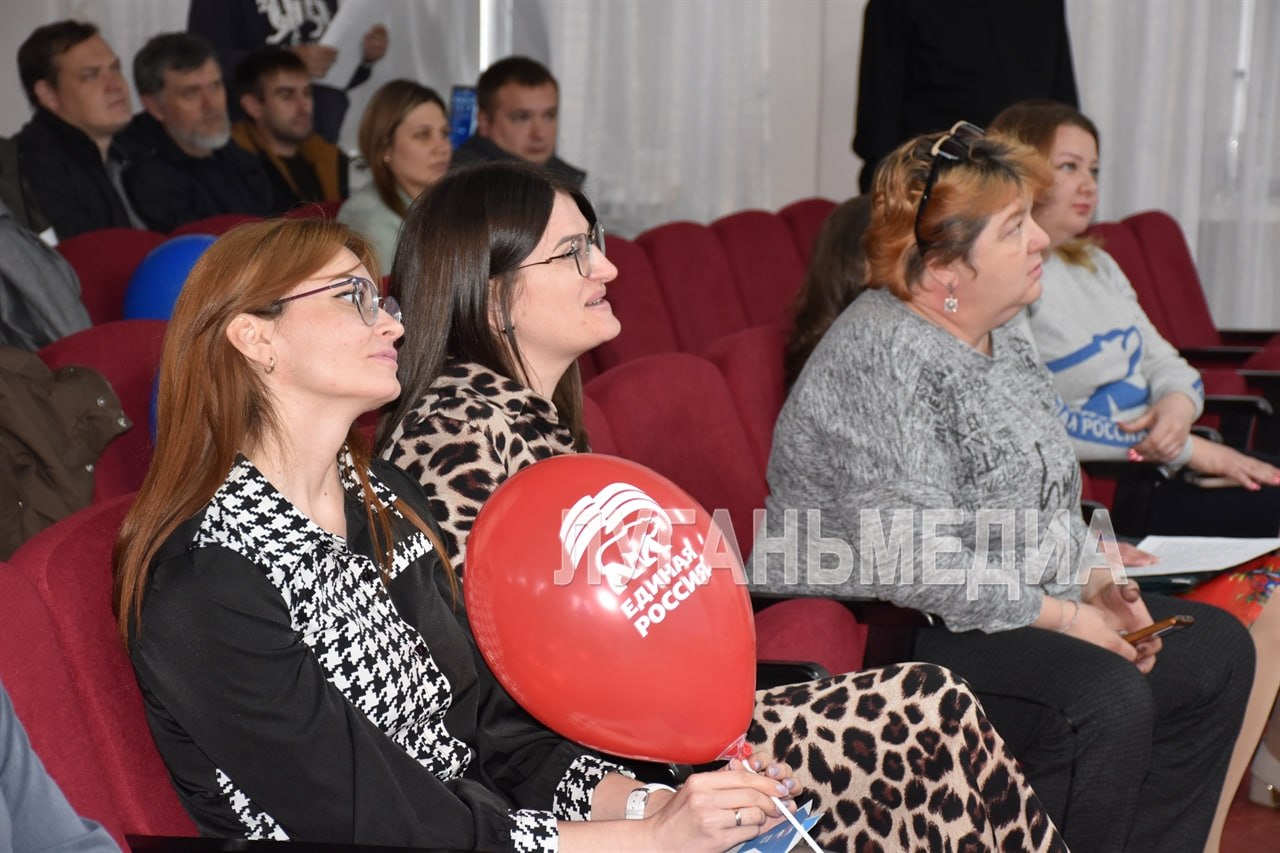 В Первомайске состоялся концерт, посвященный третьей годовщине со дня основания местного отделения Всероссийской политической партии «Единая Россия» В Первомайске состоялся концерт, посвященный третьей годовщине со дня основания местного отделения Всероссийской политической партии «Единая Россия»