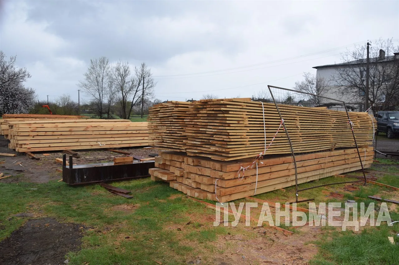 В Родаково ведется ремонт многоквартирных жилых домов