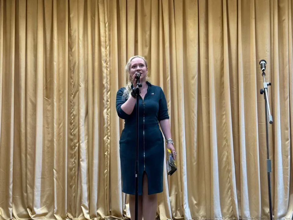 «Люби язык, как Даль его любил»: в Старобельске прошла поэтическая акция к 225-летию Владимира Даля «Люби язык, как Даль его любил»: в Старобельске прошла поэтическая акция к 225-летию Владимира Даля