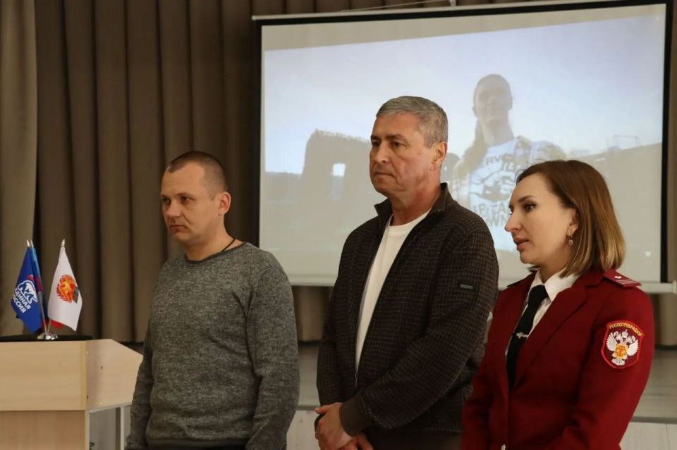 В приоритете – будущее: В рамках партпроекта "Моя карьера с Единой Россией" северодонецкие выпускники получили уникальную возможность стать врачами В приоритете – будущее: В рамках партпроекта "Моя карьера с Единой Россией" северодонецкие выпускники получили уникальную возможность стать врачами