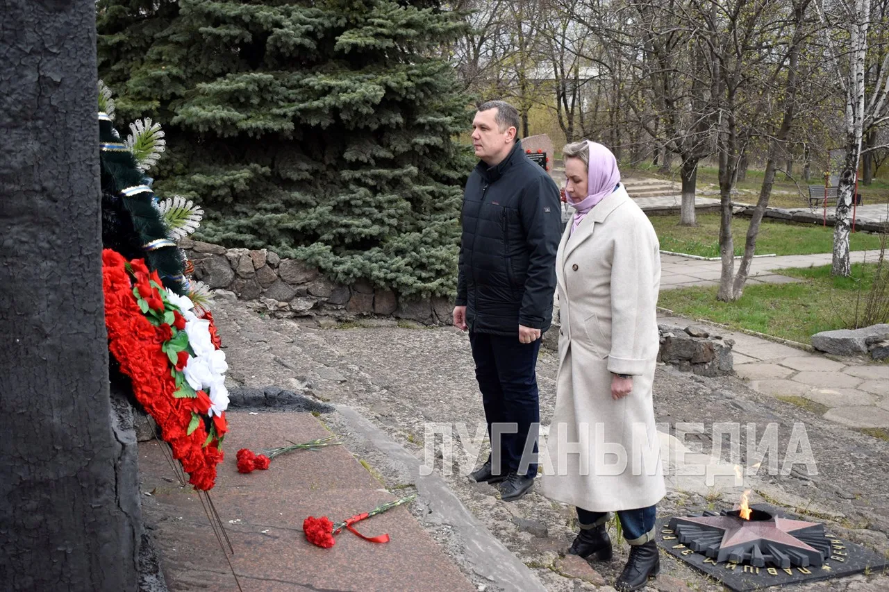 Брянковчане почтили память жертв украинской агрессии Брянковчане почтили память жертв украинской агрессии