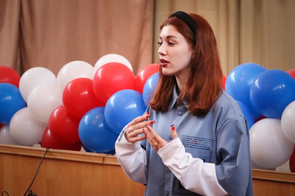 В СТАХАНОВЕ ШКОЛЬНИКАМ И СТУДЕНТАМ РАССКАЗАЛИ О ВОЗМОЖНОСТЯХ ФОРУМНОЙ КАМПАНИИ 2026 ГОДА В СТАХАНОВЕ ШКОЛЬНИКАМ И СТУДЕНТАМ РАССКАЗАЛИ О ВОЗМОЖНОСТЯХ ФОРУМНОЙ КАМПАНИИ 2026 ГОДА