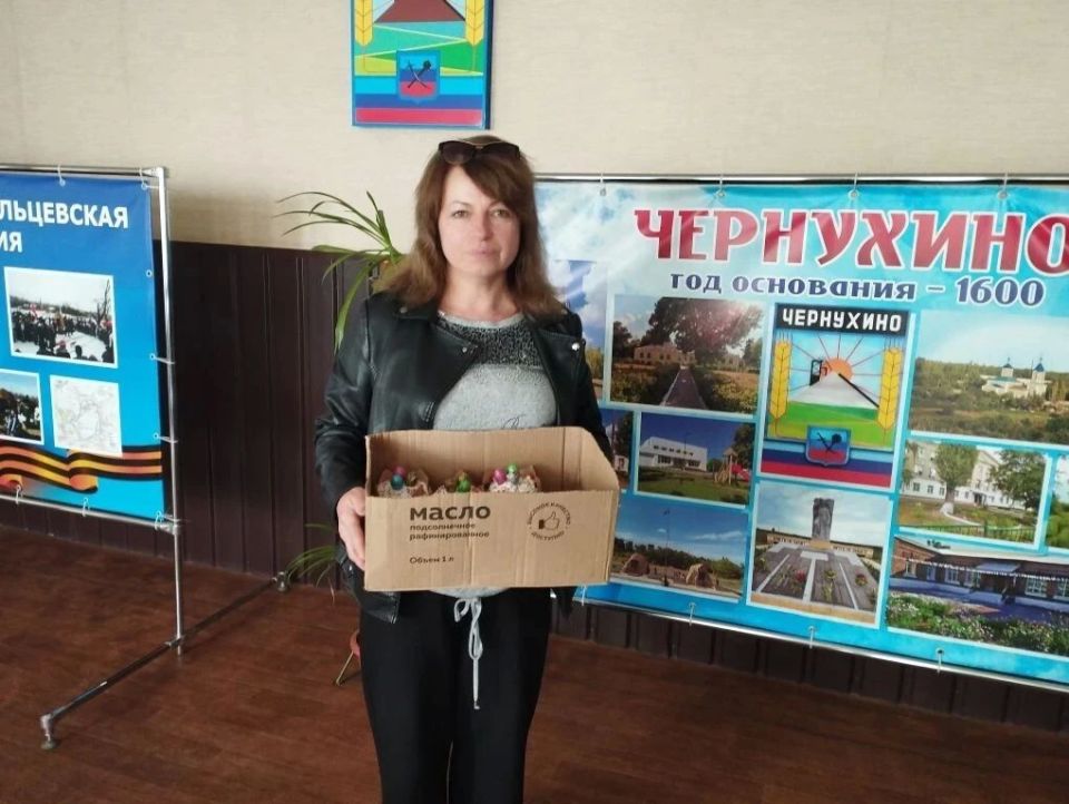 В Чернухино прошла акция "Пасхальные угощения - от сердца к сердцу" В Чернухино прошла акция "Пасхальные угощения - от сердца к сердцу"