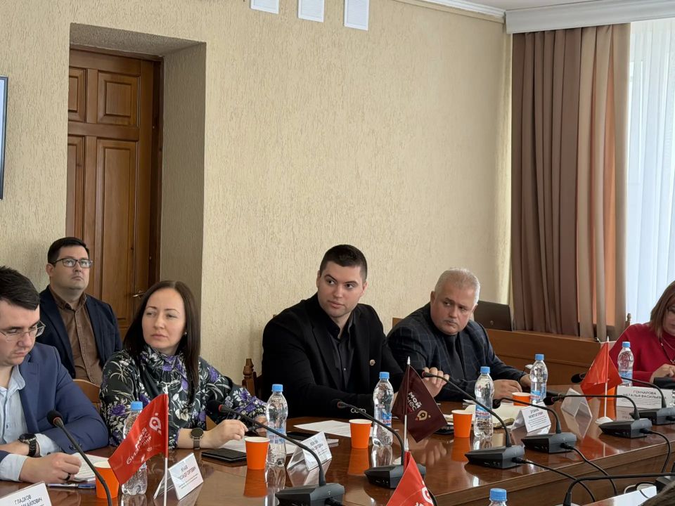 «Предпринимательство»: Алексей Белецкий поблагодарил Фонд поддержки предпринимательства за поддержку бизнеса ЛНР «Предпринимательство»: Алексей Белецкий поблагодарил Фонд поддержки предпринимательства за поддержку бизнеса ЛНР