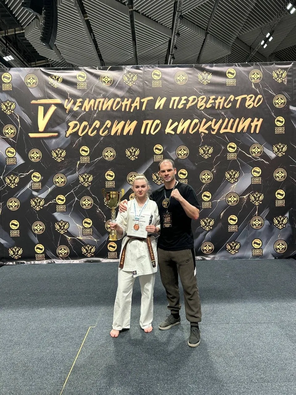 Спортсменки из Красного Луча — в сборной России по киокушин! Спортсменки из Красного Луча — в сборной России по киокушин!