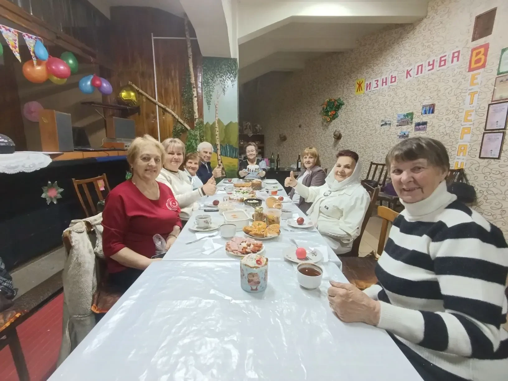 В преддверии светлого праздника Пасхи в Брянковском комплексном центре социального обслуживания населения (ГБУ ЛНР «БКЦСОН») прошли мероприятия, наполненные теплотой и творчеством В преддверии светлого праздника Пасхи в Брянковском комплексном центре социального обслуживания населения (ГБУ ЛНР «БКЦСОН») прошли мероприятия, наполненные теплотой и творчеством