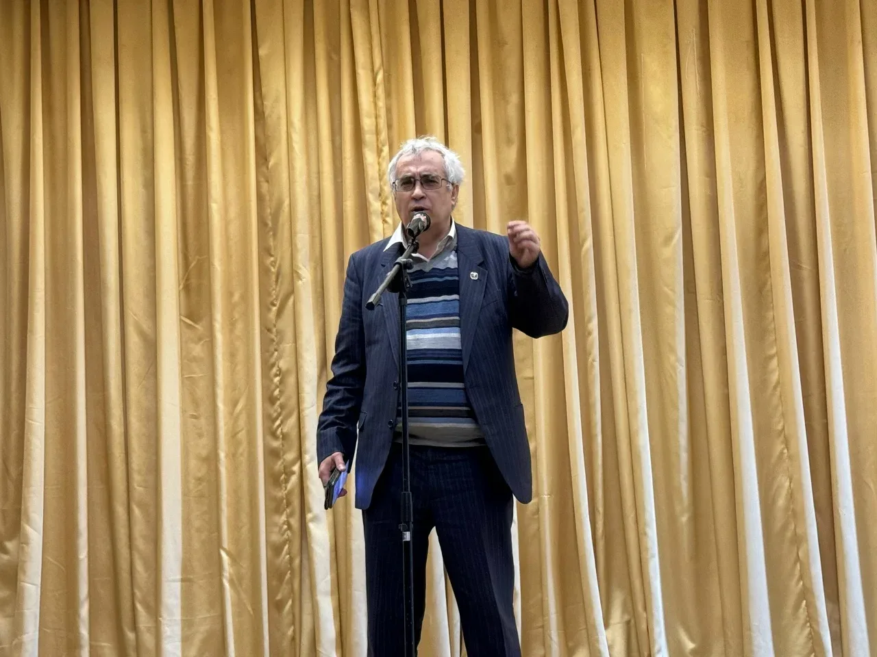 «Люби язык, как Даль его любил»: в Старобельске прошла поэтическая акция к 225-летию Владимира Даля «Люби язык, как Даль его любил»: в Старобельске прошла поэтическая акция к 225-летию Владимира Даля