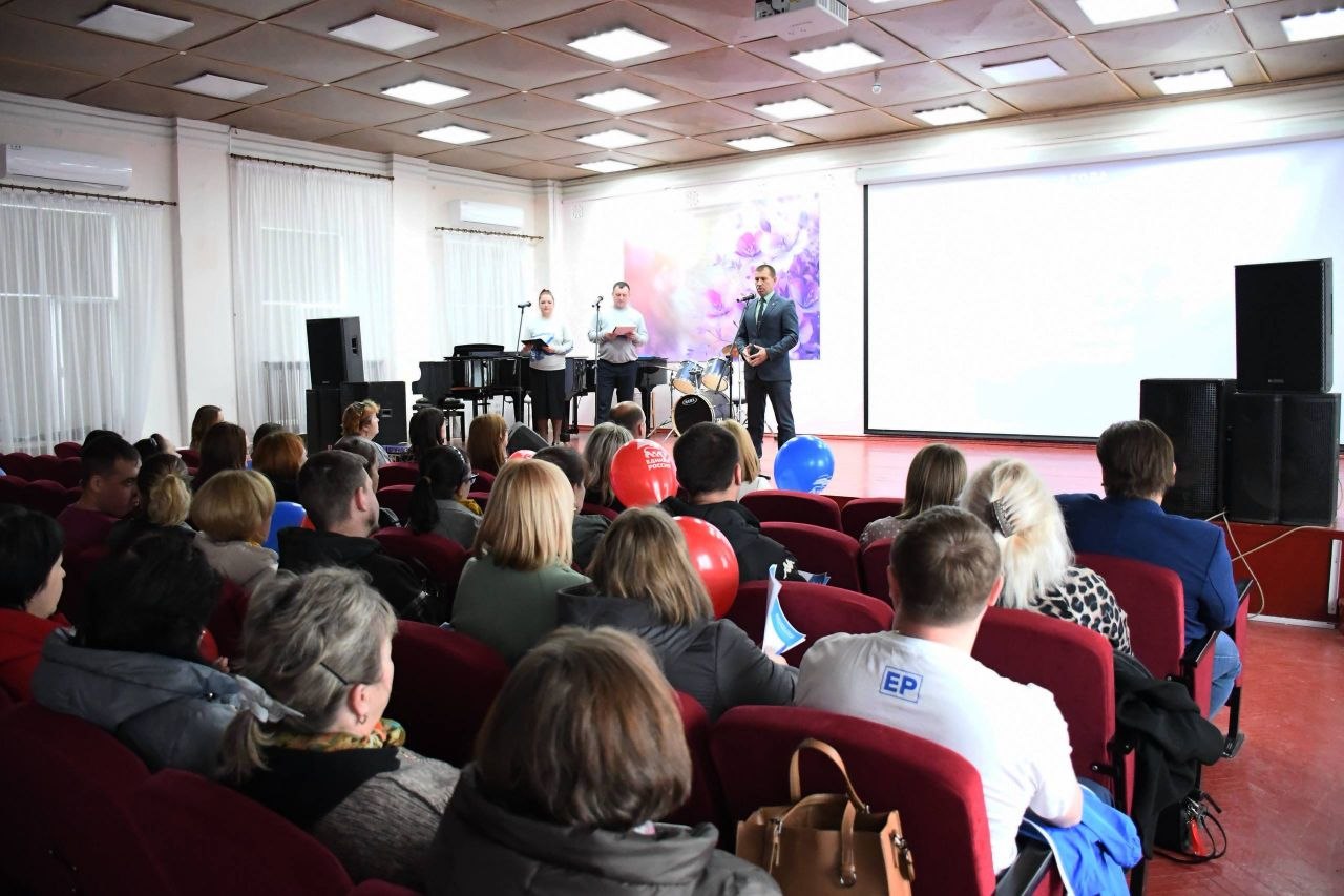 Сергей Колягин: Три года работы Первомайского местного отделения партии «Единая Россия» — это период первых шагов, ярких побед и открытых горизонтов Сергей Колягин: Три года работы Первомайского местного отделения партии «Единая Россия» — это период первых шагов, ярких побед и открытых горизонтов