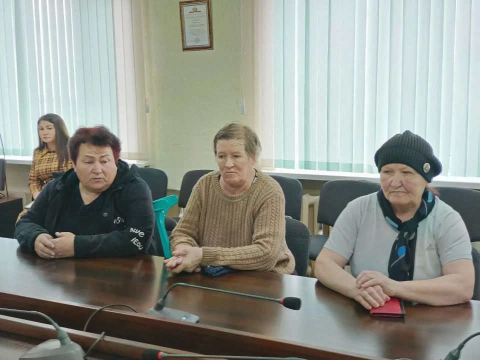 Андрей Рубанцов: Поддержка и оказание помощи семьям погибших героев, принимавших участие в специальной военной операции, – одно из ключевых направлений работы Администрации городского округа город Ровеньки Андрей Рубанцов: Поддержка и оказание помощи семьям погибших героев, принимавших участие в специальной военной операции, – одно из ключевых направлений работы Администрации городского округа город Ровеньки