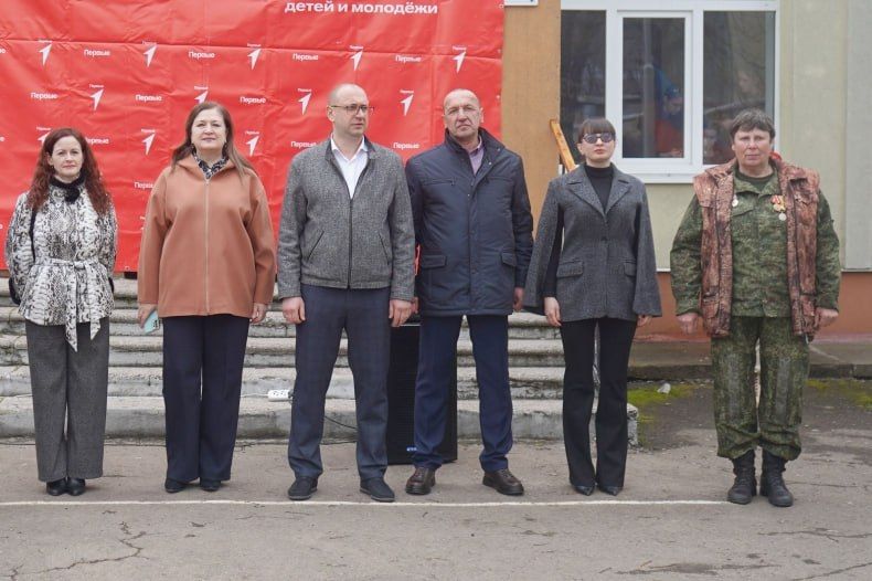 В Свердловском округе дан старт муниципальному этапу «Зарницы 2.0»: более 300 школьников сражаются за звание лучших В Свердловском округе дан старт муниципальному этапу «Зарницы 2.0»: более 300 школьников сражаются за звание лучших