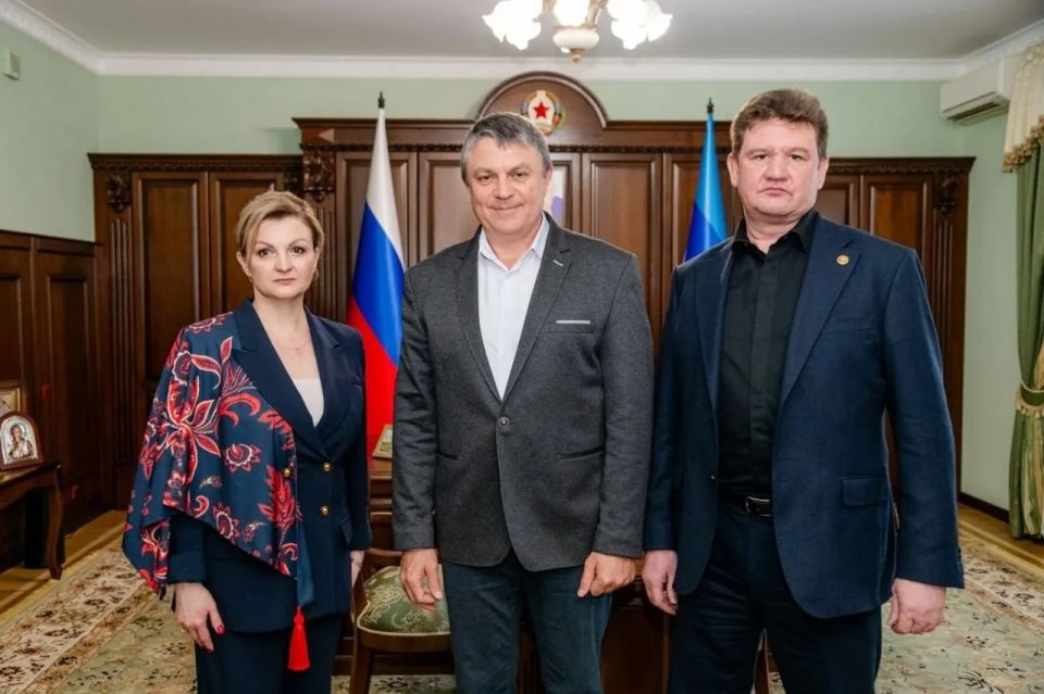 Луганщина практически полностью завершила перезарядку оборудования для лечения онкологических заболеваний и получила лицензию Ростехнадзора в сфере ядерной медицины Луганщина практически полностью завершила перезарядку оборудования для лечения онкологических заболеваний и получила лицензию Ростехнадзора в сфере ядерной медицины