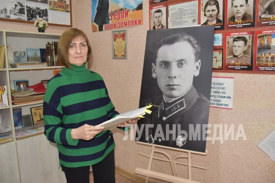 В Кировске почтили память Героя Советского Союза Гильфана Батаршина В Кировске почтили память Героя Советского Союза Гильфана Батаршина