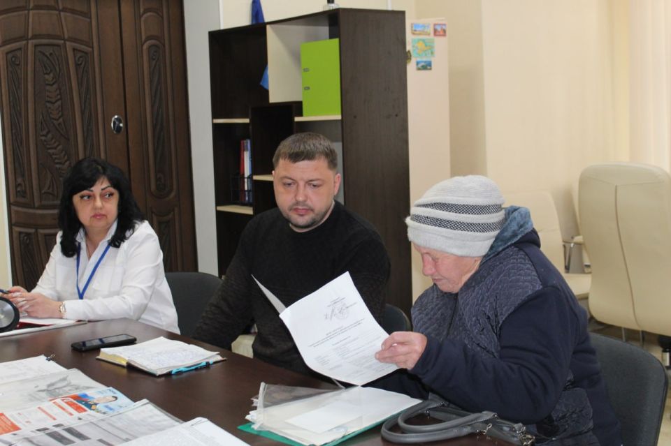 Виталий Коваленко: Провёл приём граждан по личным вопросам в Администрации Беловодского муниципального округа Виталий Коваленко: Провёл приём граждан по личным вопросам в Администрации Беловодского муниципального округа