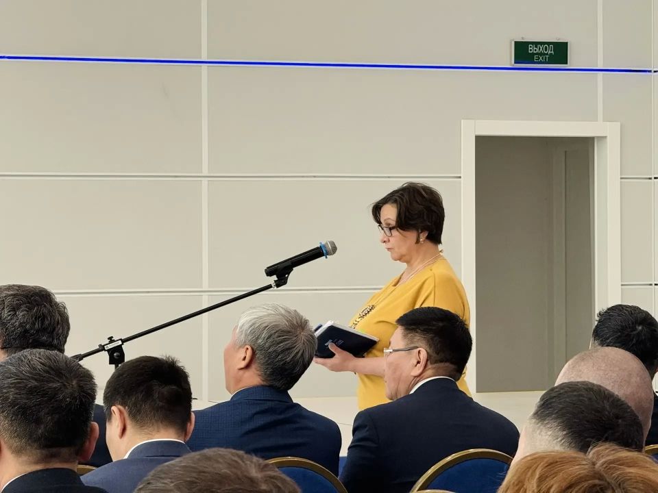 Сегодня в Якутске в рамках X съезда Совета муниципальных образований Республики Саха (Якутия) под председательством первого заместителя Председателя Правительства Республики Саха (Якутия) Дмитрия Садовникова прошло... Сегодня в Якутске в рамках X съезда Совета муниципальных образований Республики Саха (Якутия) под председательством первого заместителя Председателя Правительства Республики Саха (Якутия) Дмитрия Садовникова прошло...