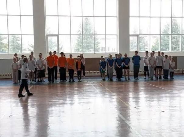 Сергей Колягин: Сегодня в Первомайске на базе местной Спортивной школы прошел праздник спорта для школьников – «Веселые старты» Сергей Колягин: Сегодня в Первомайске на базе местной Спортивной школы прошел праздник спорта для школьников – «Веселые старты»