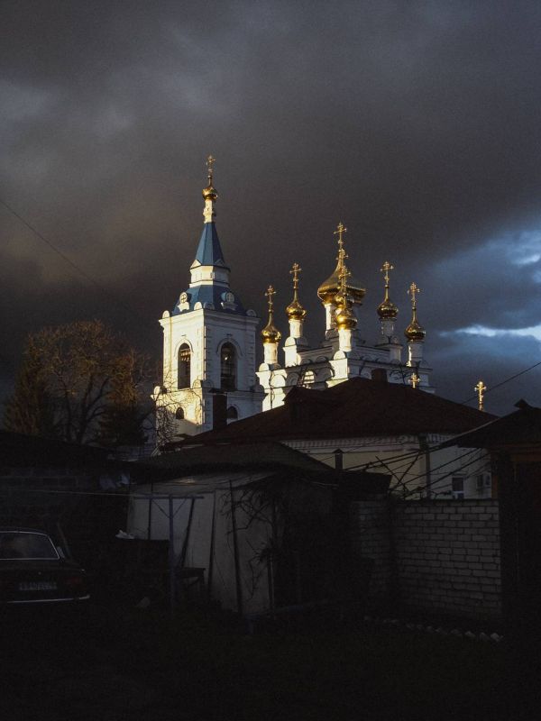Ночной Курск. «Россия — это я!» в MAX Ночной Курск. «Россия — это я!» в MAX