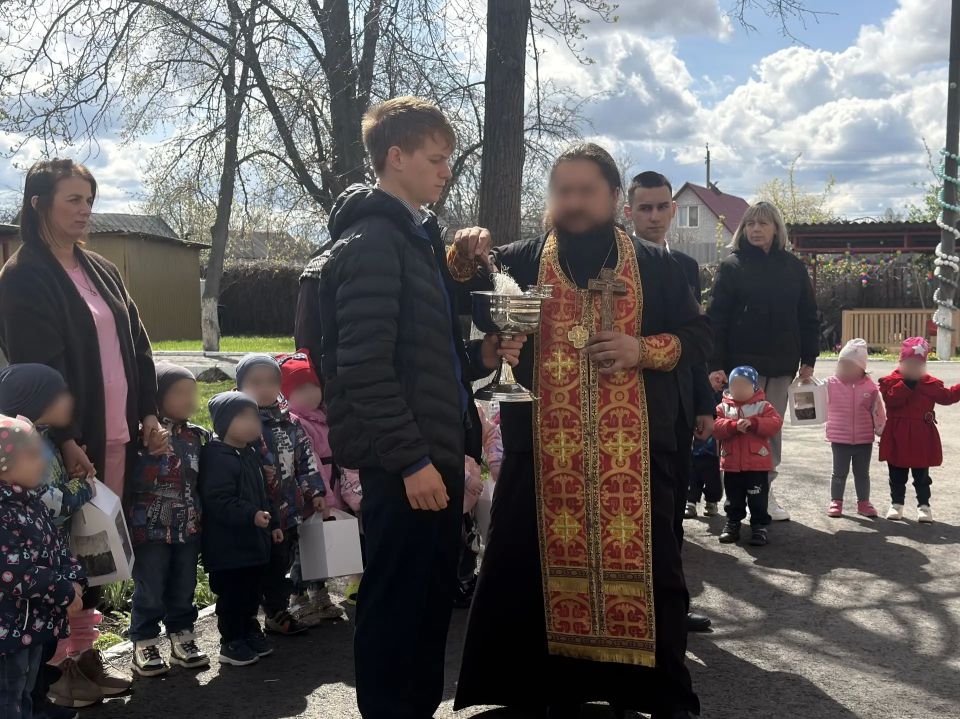 Сотрудники регионального УФСИН посетили Луганский республиканский дом ребенка Сотрудники регионального УФСИН посетили Луганский республиканский дом ребенка