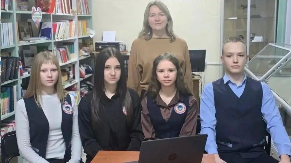 Ровеньковские старшеклассники готовят совместный проект с бизнесом из Коми Ровеньковские старшеклассники готовят совместный проект с бизнесом из Коми