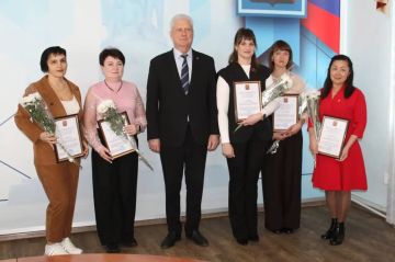 Сергей Козенко: В преддверии Дня работника службы занятости, с особой гордостью поздравил сотрудников Территориального отделения ГКУ «Республиканский центр занятости населения ЛНР» в городе Краснодоне и Краснодонском районе...