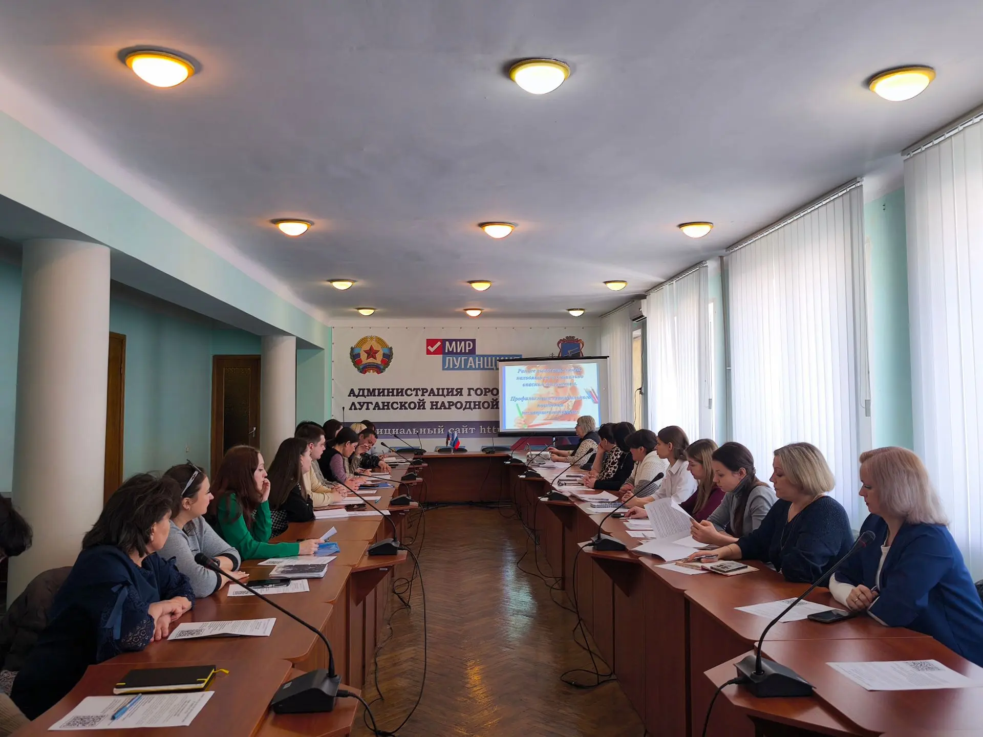 В Кировске обсудили вопросы защиты детства и профилактики семейного неблагополучия