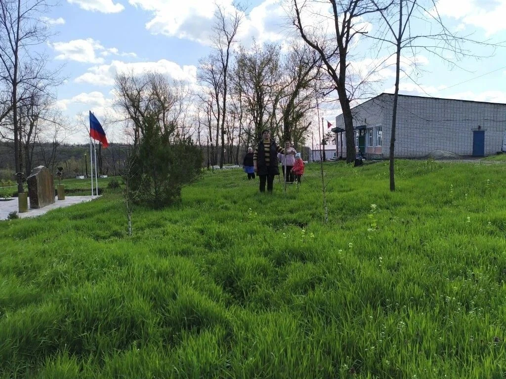 В селе Орехово состоялась акция «Сад Памяти» В селе Орехово состоялась акция «Сад Памяти»