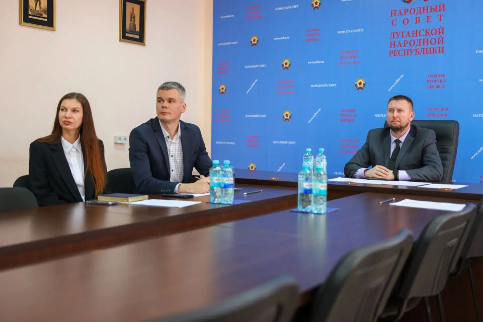 Денис Мирошниченко принял участие в семинаре-совещании Совета Федерации Денис Мирошниченко принял участие в семинаре-совещании Совета Федерации
