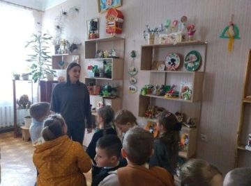 Ученики Лутугинского УВК «Журавлик» посетили Лутугинский районный дом культуры