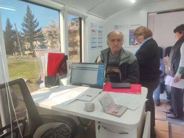 ОП «Энергосбыт Луганск» проводит выездное обслуживание жителей пгт