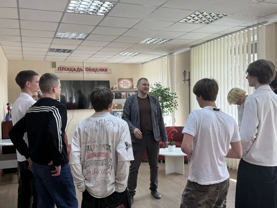 В Алчевске прошли мероприятия в честь 225-летия Владимира Даля: поэзия, казачество и сценическое мастерство В Алчевске прошли мероприятия в честь 225-летия Владимира Даля: поэзия, казачество и сценическое мастерство