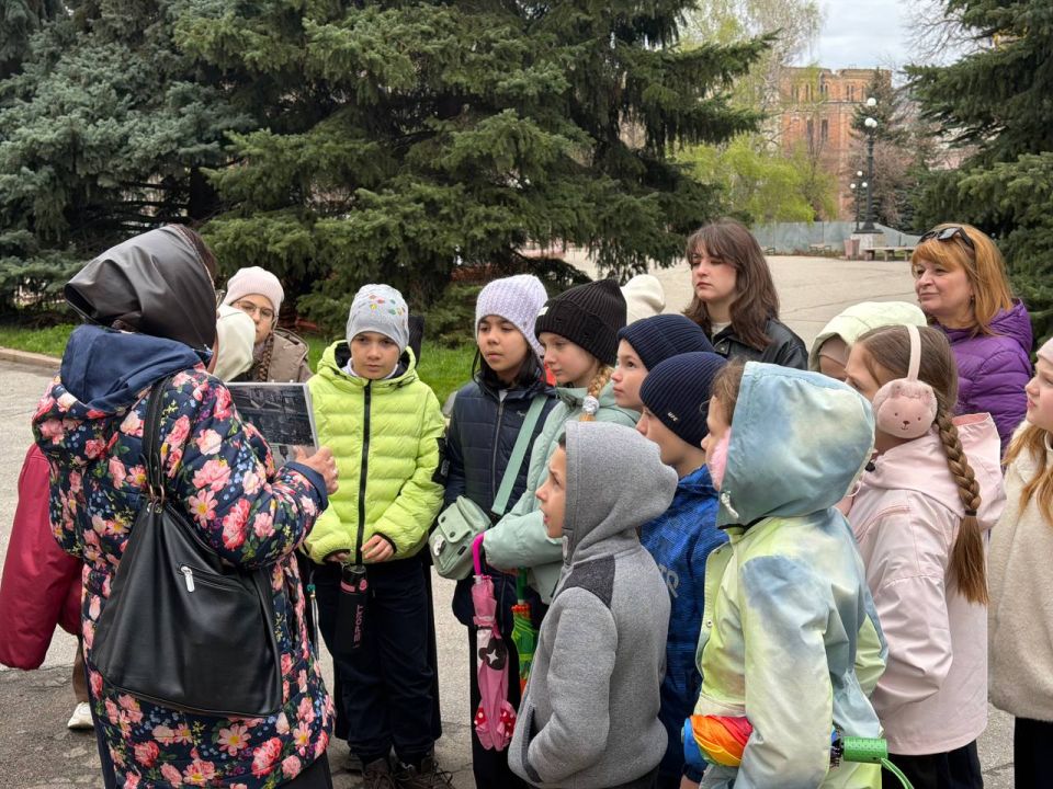 Путешествие в прошлое: Луганские школьники открывают тайны старого города Путешествие в прошлое: Луганские школьники открывают тайны старого города