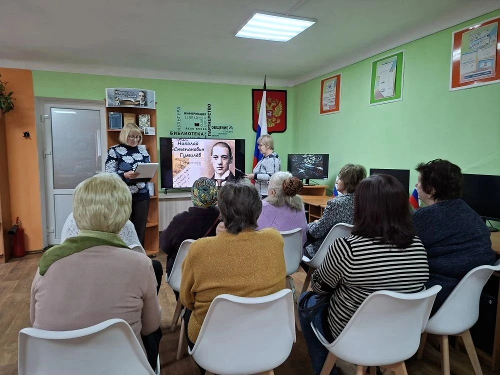 Поэту серебряного века Николаю Гумилеву, исполняется 140 лет со дня рождения