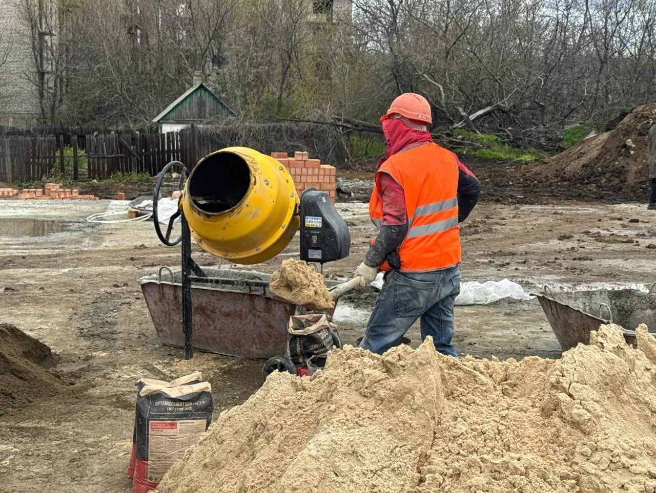 В Красном Луче появится новый спортзал по народной программе Единой России В Красном Луче появится новый спортзал по народной программе Единой России