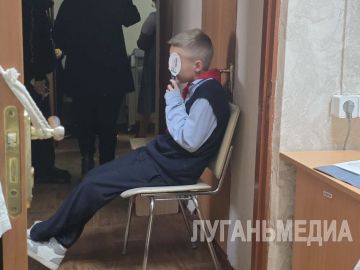 Благотворительный фонд «Дорога жизни»провел медицинский осмотр в Лутугинской специальной(коррекционной) школе-интернате